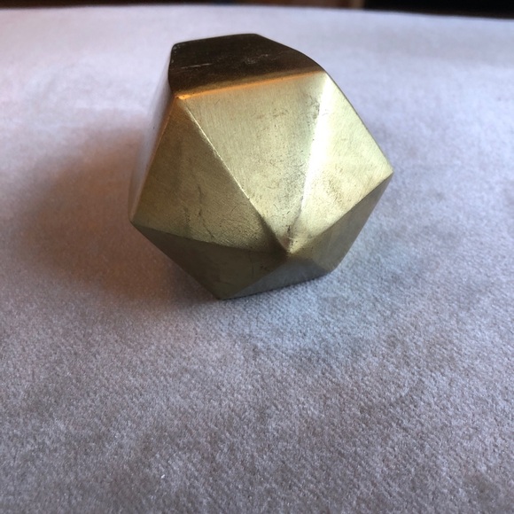Crystal shaped brass paperweight home decor - Picture 5 of 7
